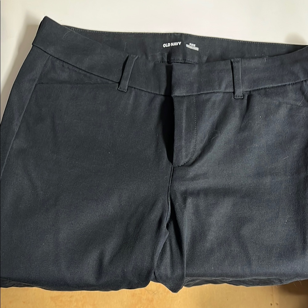 Old Navy Women's Black Straight Leg Pants